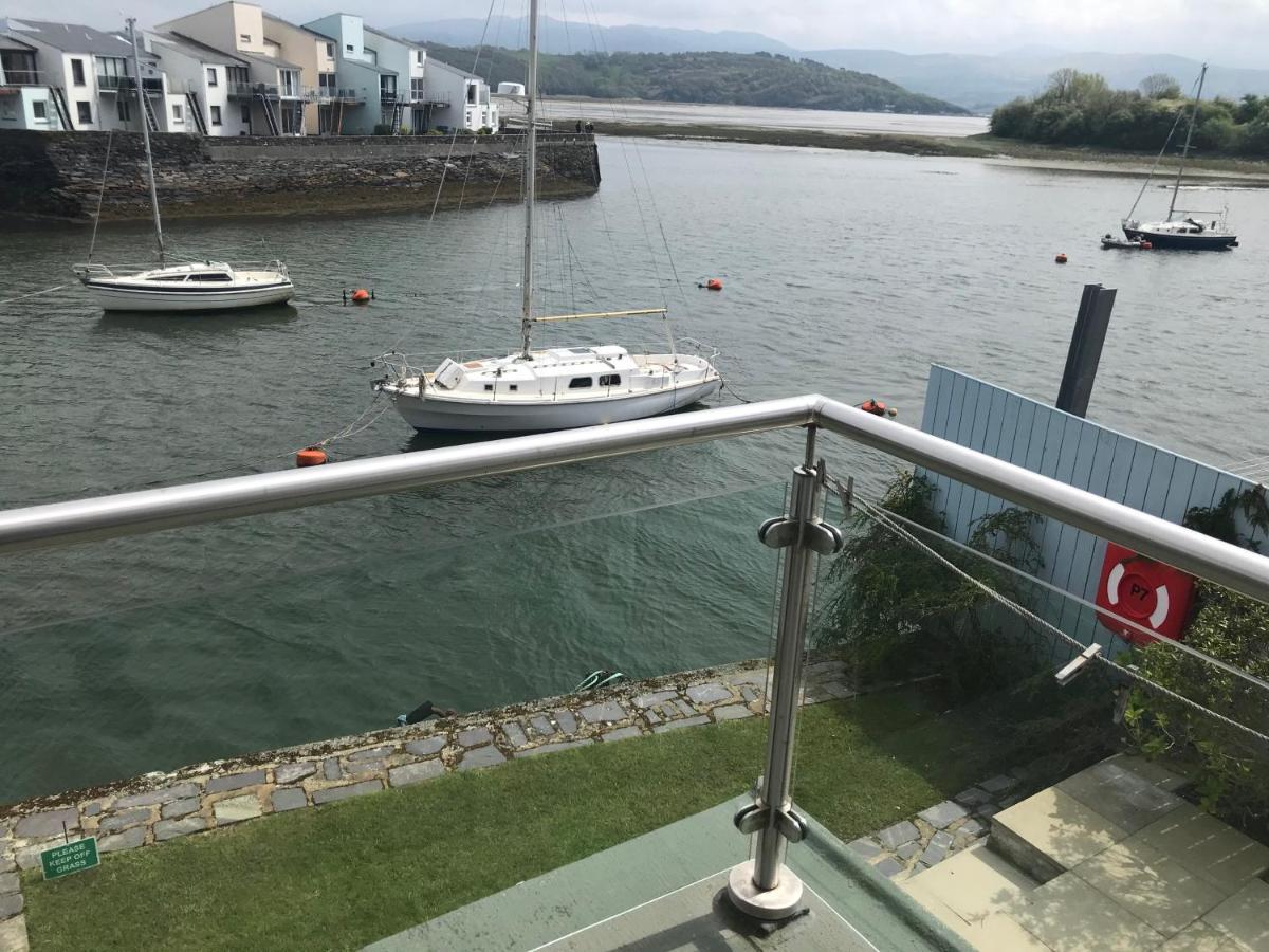 Portmadog, Oakley Wharf Apartment Porthmadog Luaran gambar
